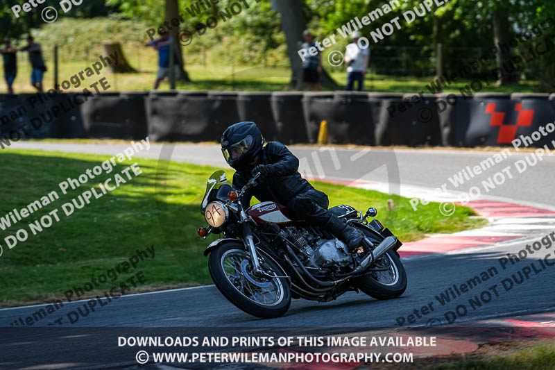 cadwell park;cadwell park photographs;cadwell trackday photographs;enduro digital images;event digital images;eventdigitalimages;peter wileman photography;racing digital images;trackday digital images;trackday photos
